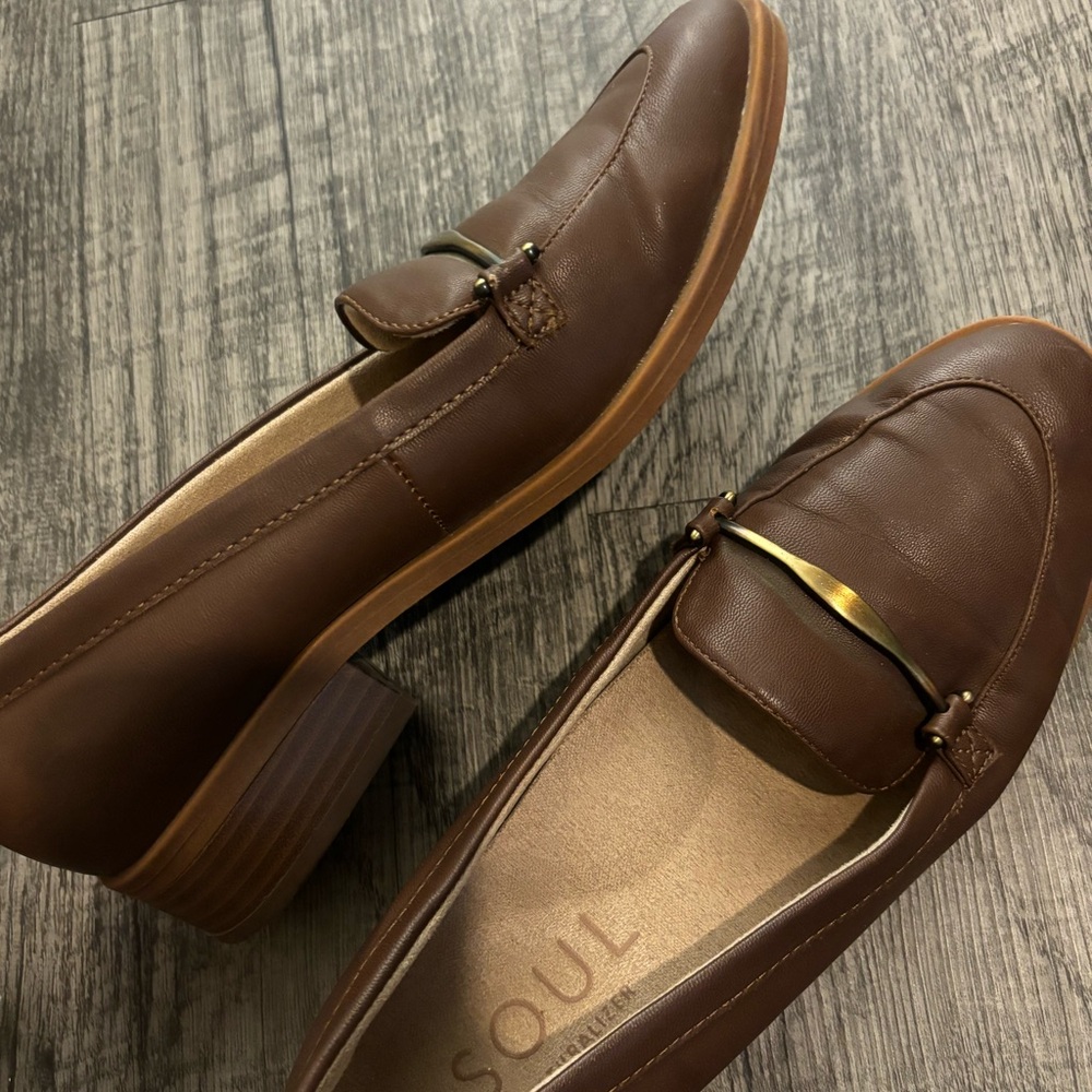 Naturalizer brown loafers with gold detail